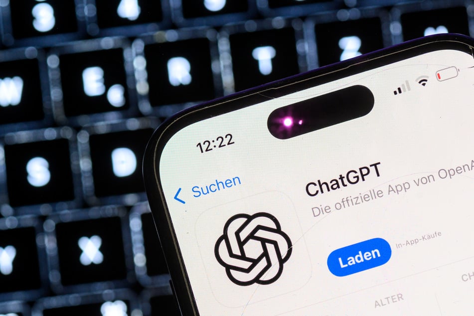 Desde 2022, ChatGPT ofrece respuestas a (casi) cualquier pregunta, pero cuando se trata de Kim Kardashian, la mayoría de las veces son incorrectas. (Imagen simbólica)