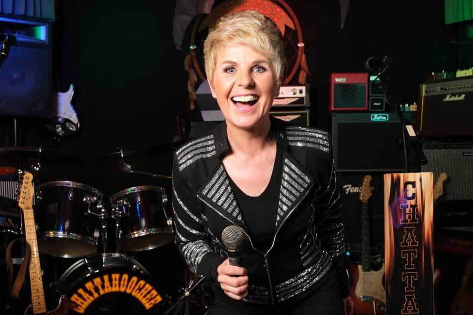 Country-Lady Linda Feller sieht man die kommende 60 nicht an.