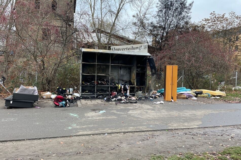 Kein schöner Anblick: Der "Tauscho" ist in der Nacht auf Dienstag ausgebrannt.