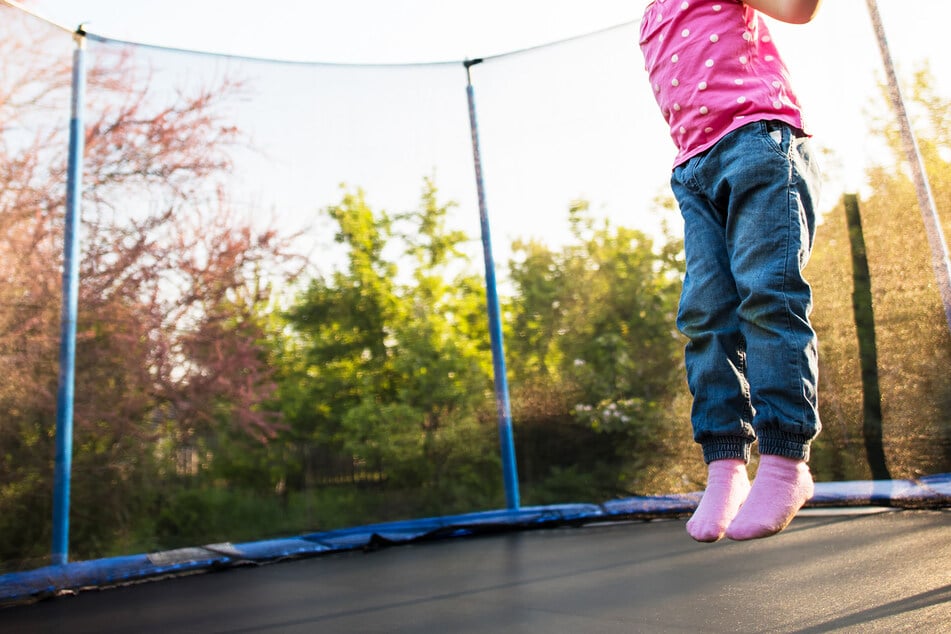 Little girl is forced to jump on trampoline until she dies