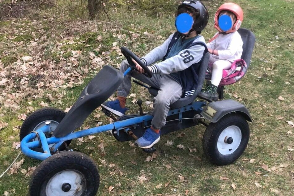 Dieser blaue Zweisitzer wurde dem Kinder-Rennteam geklaut.