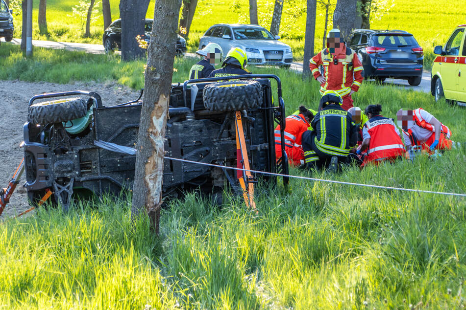 Bei einem Quad-Unfall am Samstag in Zwönitz wurde ein Mann schwer verletzt. Die Polizei sucht jetzt Zeugen.