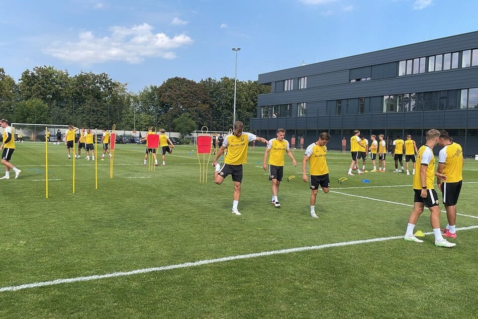 Bei bestem Wetter fand am Mittwoch das öffentliche Training der Dynamos statt.