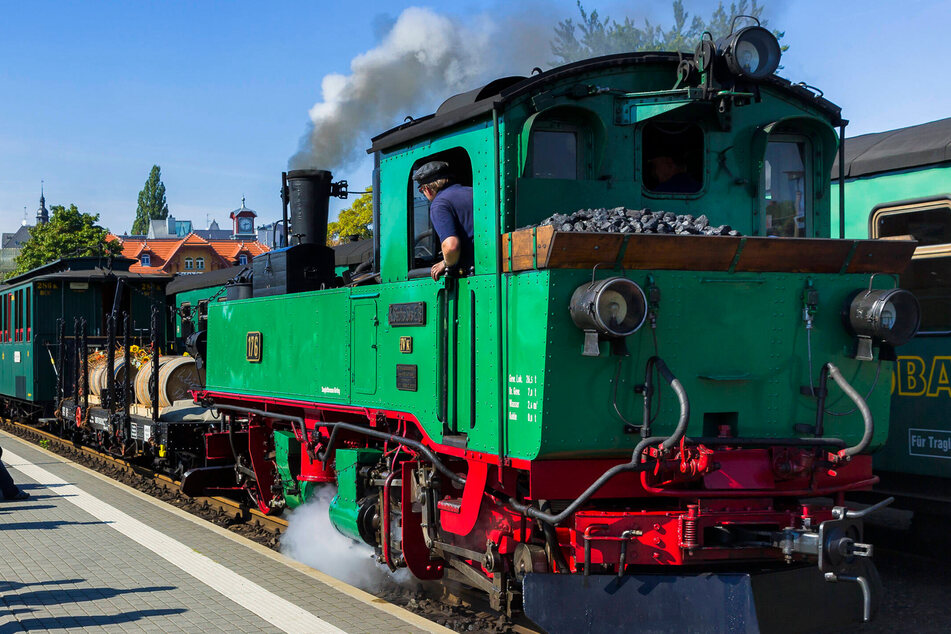 Die Traditionsbahn Radebeul kommt am Samstag wieder ins Rollen.