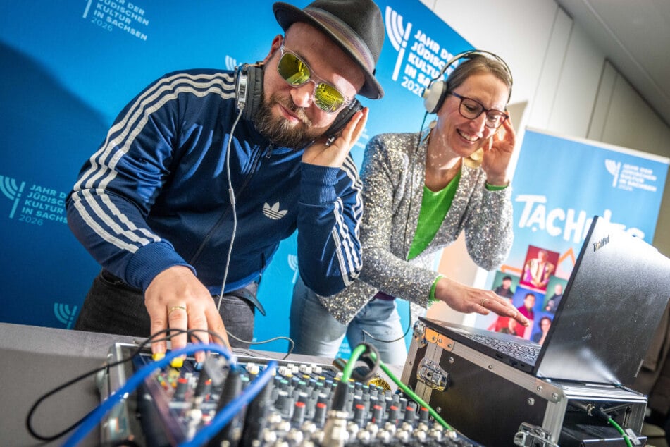 Im smac legen zur Museumsnacht Mitarbeiter des Hauses im Wechsel auf.