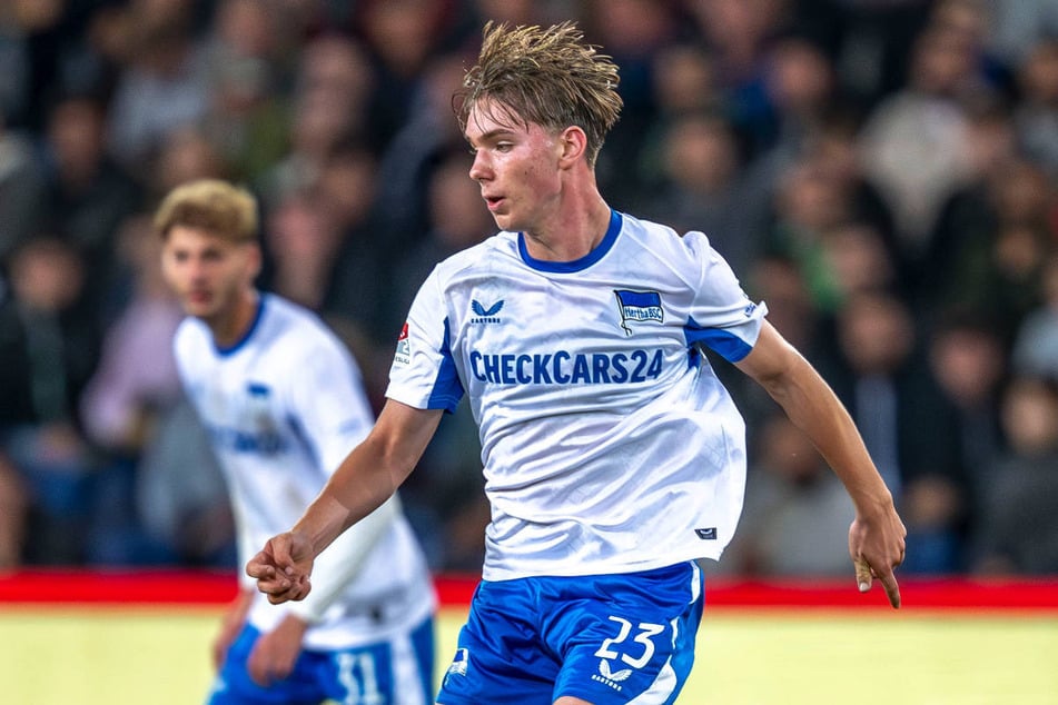 Kennet Eichhorn (16) ist auch gegen Fortuna Düsseldorf in der Startelf gesetzt.