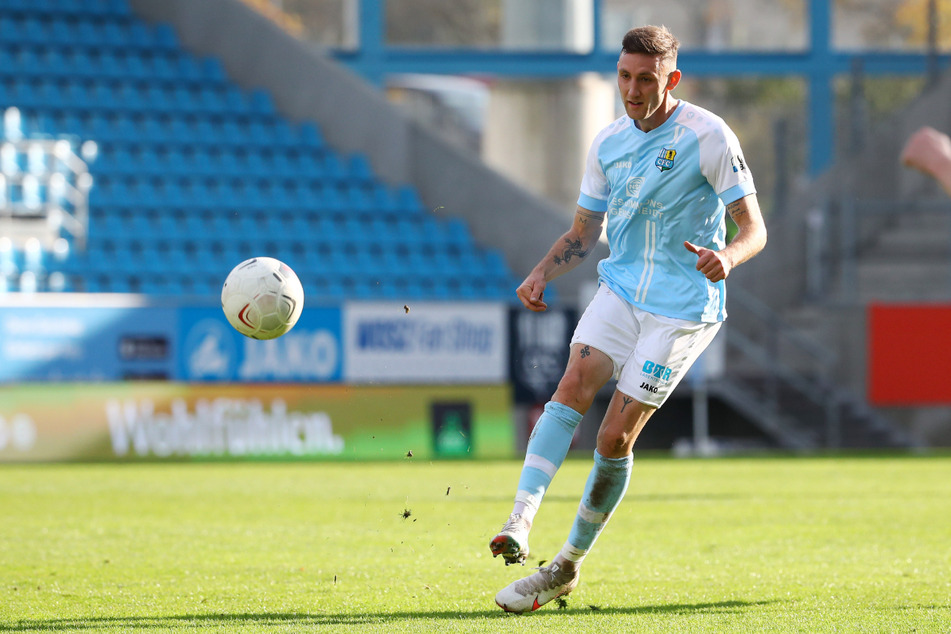 Der Ausfall von Christian Bickel (30) ist besonders bitter. Der Mittelfeldspieler ist eine wichtige Stütze beim CFC.
