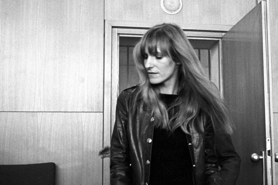 Frankfurt am Main, im Oktober 1968: Die Angeklagte Gudrun Ensslin betritt vor der Urteilsverkündung im Frankfurter Kaufhausbrandstifter-Prozess den Gerichtssaal.