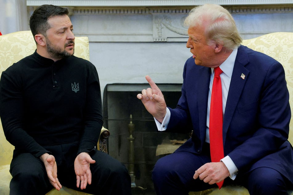 President Donald Trump (r.) berates Ukrainian President Volodymyr Zelensky at the White House in Washington DC on February 28, 2025.