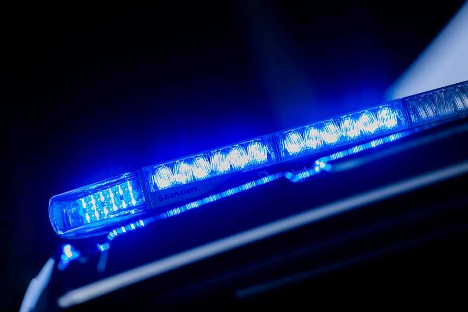Streit artet aus: 34-Jähriger mit Glasflasche lebensgefährlich verletzt