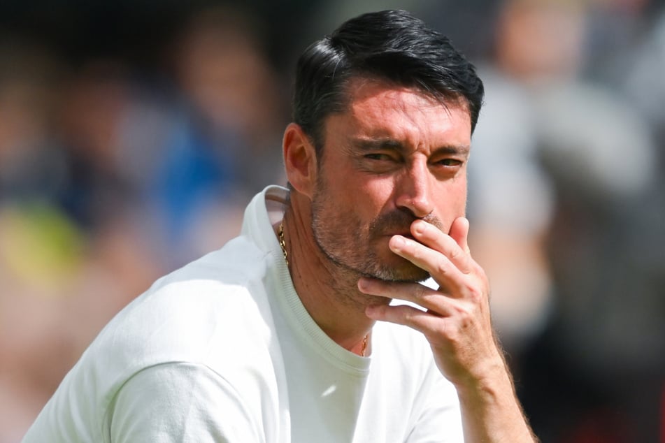 Trainer Albert Riera (44) ist bei Eintracht Frankfurt auf ganzer Linie gescheitert - und musste nun vorzeitig die Koffer packen.
