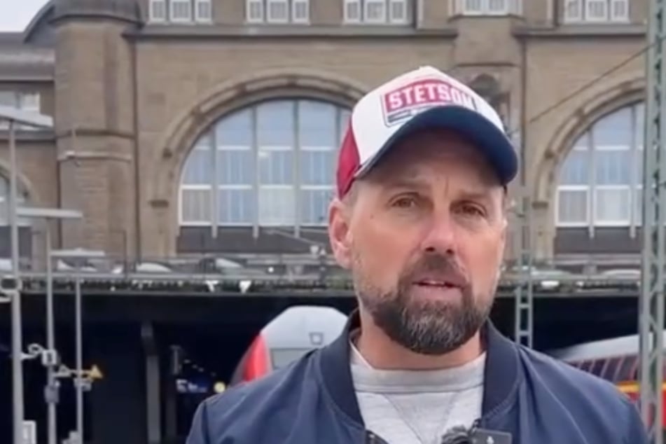 Steven Gätjen (52) stellt die Entscheidung der Deutschen Bahn infrage, die Hilferuf-App abzuschalten.