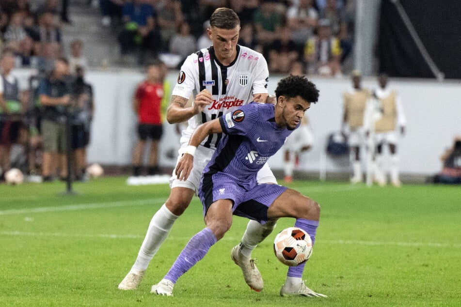 Mit dem LASK spielt der 30-Jährige in der Europa League gegen den FC Liverpool um Star Luis Diaz (26).