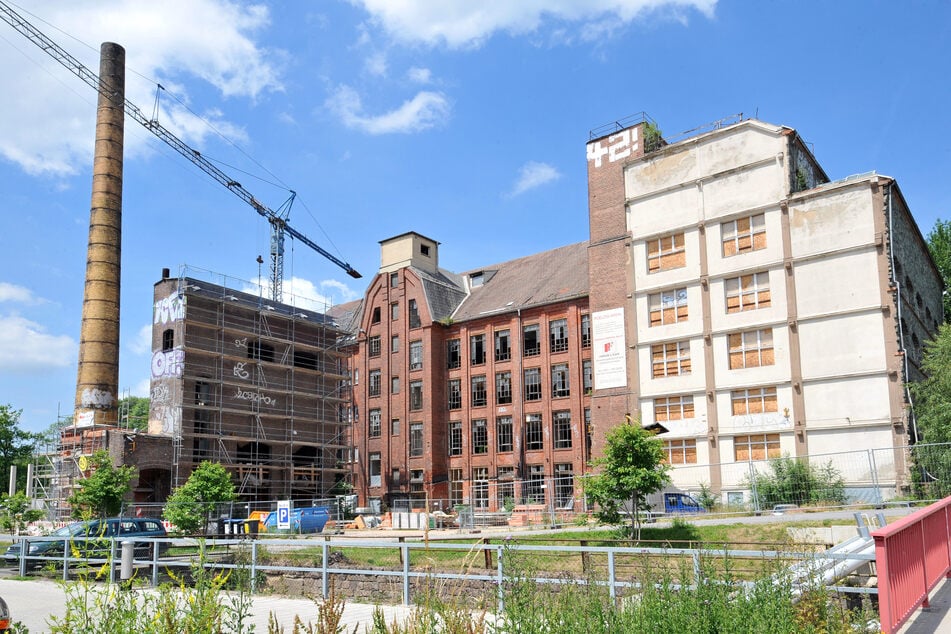 Vor Baubeginn Mitte 2018 war das Poelzig-Areal eine klassische Industrie-Ruine.