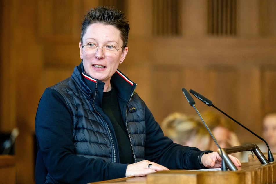 Jacqueline Drechsler (49) und die SPD-Fraktion wollten vom Rathaus schon vor Wochen wissen, wo bereits KI genutzt wird und was noch geplant ist.