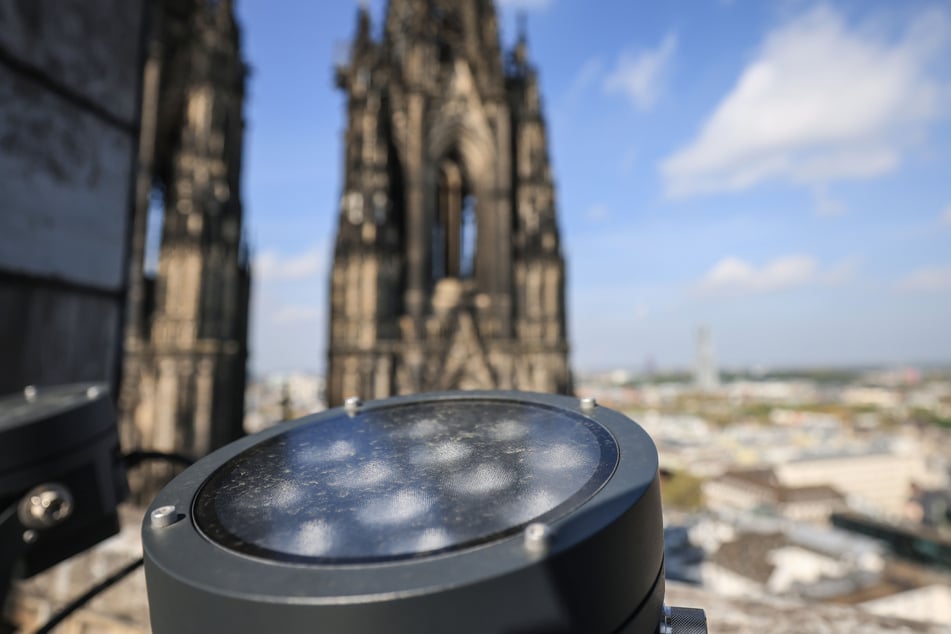 Die neuen LEDs setzen den Dom nicht nur schön in Szene, sondern sparen auch bis zu 80 Prozent Strom. (Archivfoto)