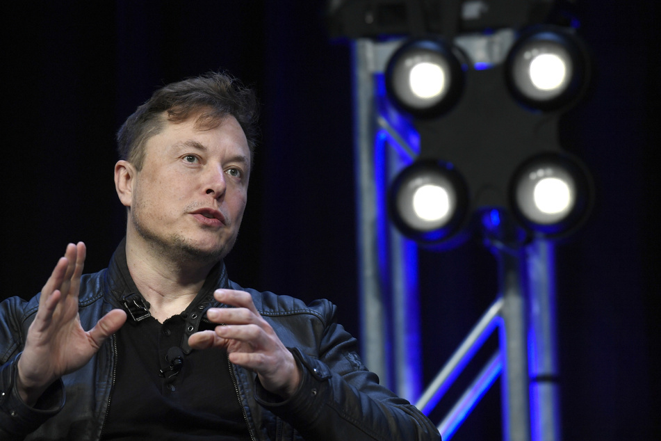 Elon Musk hat jüngst eine neue Tesla-Fabrik in Deutschland bauen lassen, die Eröffnung fand im März statt.