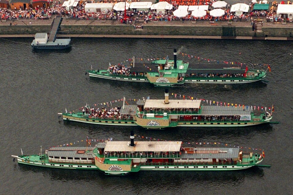 Wie viele Personendampfer zählt die sächsische Flotte?