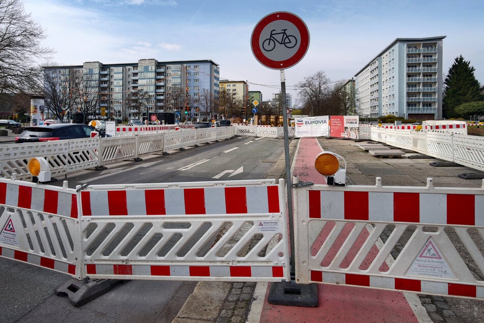 Auch auf der Mühlenstraße/Kreuzung Brückenstraße wird für den Straßenbahn-Zentrumsring gebaut.