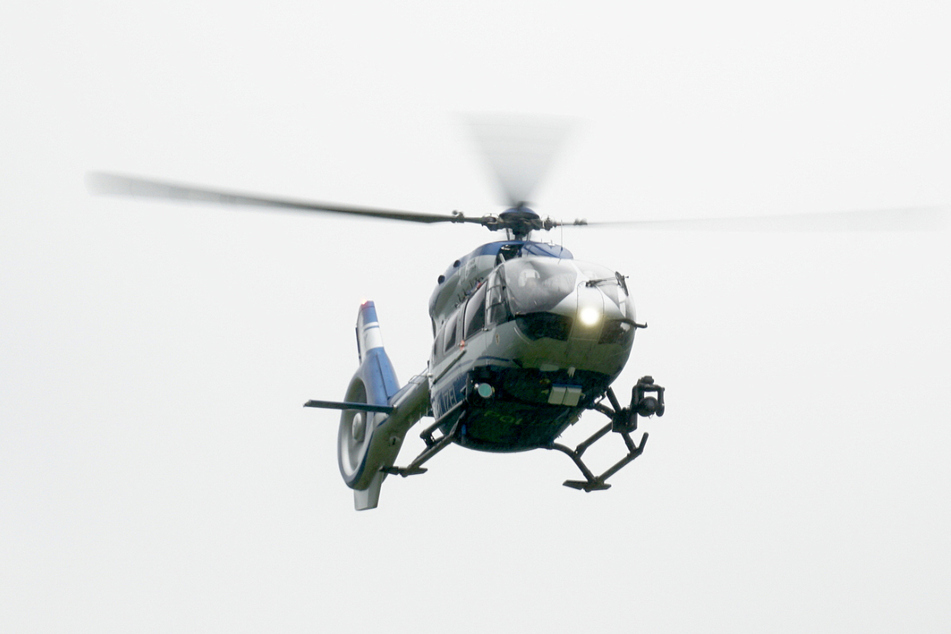 Zur Verkehrsaufklärung war ein Hubschrauber über Mannheim unterwegs. (Symbolbild)