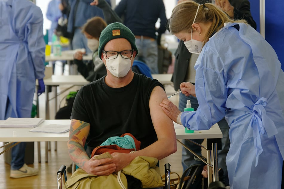 Eine Sonderimpfaktion gegen das Coronavirus in der Kölner Ditib-Zentralmoschee ist auf große Resonanz gestoßen.