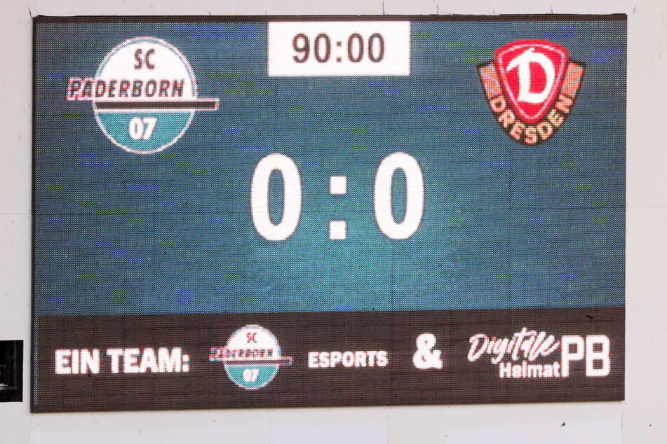 0:0 stand am Ende auf der Anzeigetafel in der Benteler Arena. Dynamo konnte mit diesem Resultat besser leben als die Gastgeber.