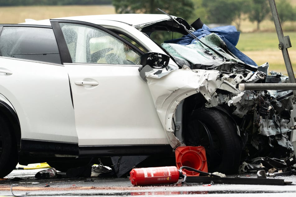 Inzwischen ist bekannt, dass der 15-jährige Fahrer das Auto seines Vaters für eine Spritztour entwendete.