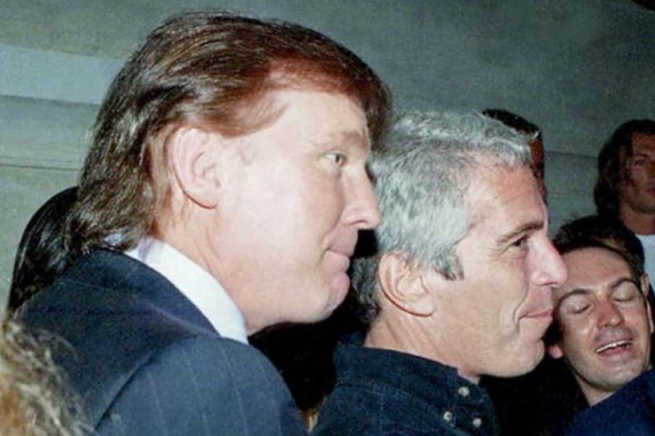 A recent investigation found that the Department of Justice has withheld and removed documents related to Donald Trump (l.) within the Epstein files.
