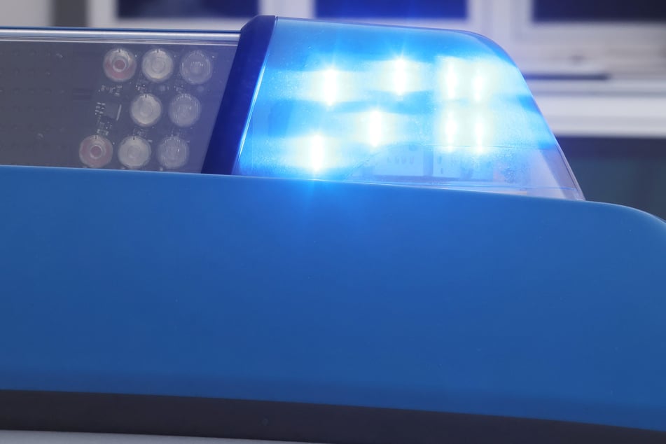 Polizeieinsatz in der Mühlenstraße: Das Auto eines Seniors wurde gestohlen. (Symbolbild)