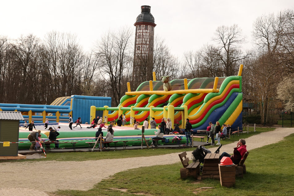 Seit März haben viele Freizeit- und Erlebnisparks in Thüringen geöffnet. Einige waren dabei wegen schlechten Wetters aber später dran als geplant.
