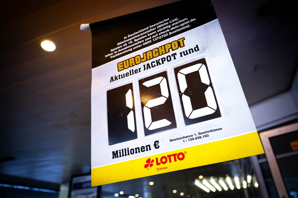 Mit 120 Millionen Euro war der Jackpot gefüllt, am Dienstag konnte sich ein Dresdner oder eine Dresdnerin immerhin über 154.155,20 Euro freuen.