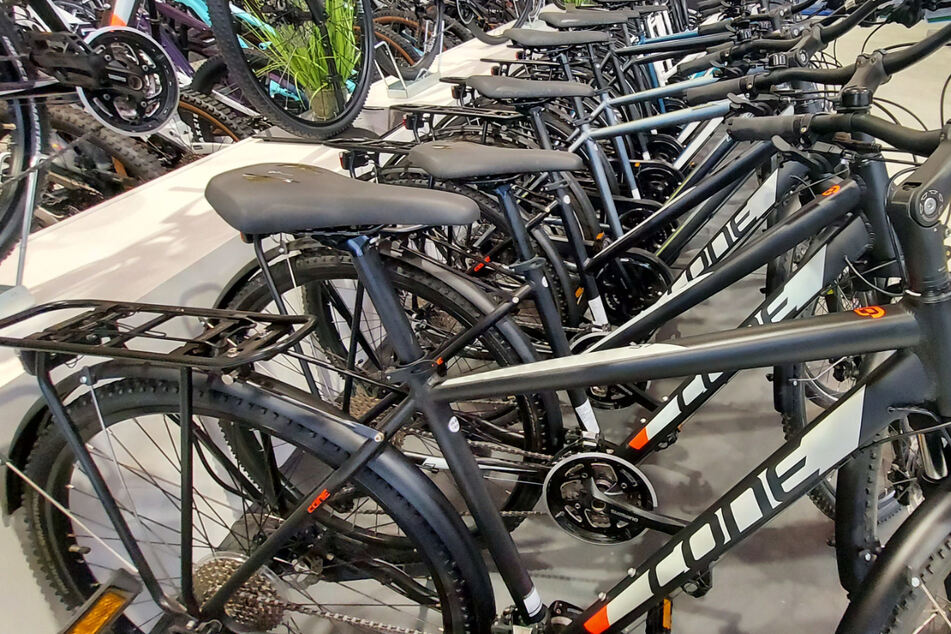 Viele coole Bikes aller Art warten auf Euch bei Biketech24.