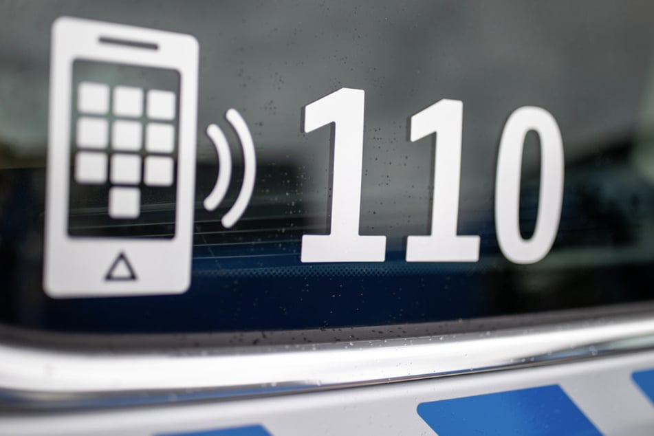 Der Rentner hatte mehrfach den Notruf gewählt. Bei der Polizei war er kein unbeschriebenes Blatt. (Symbolfoto)
