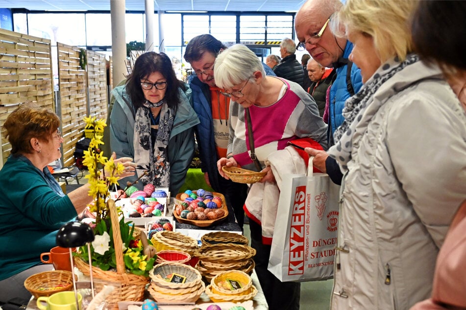 Natürlich dürfen auf einer Ostermesse kunstvoll verzierte, sorbische Ostereier nicht fehlen.