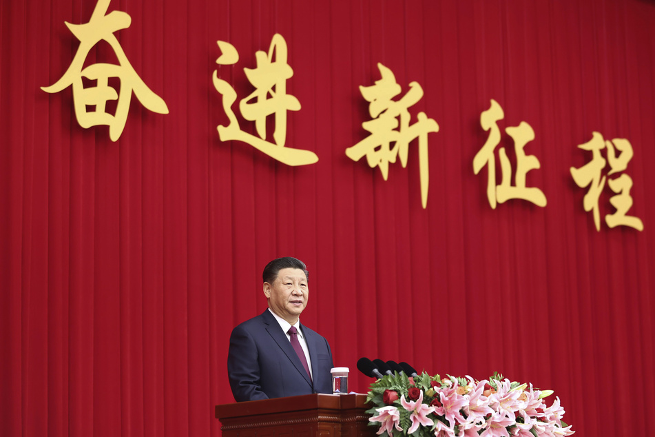 Xi Jinping, Präsident von China, gibt bei der Politischen Konsultativkonferenz des Chinesischen Volkes (CPPCC) eine Neujahrsansprache.