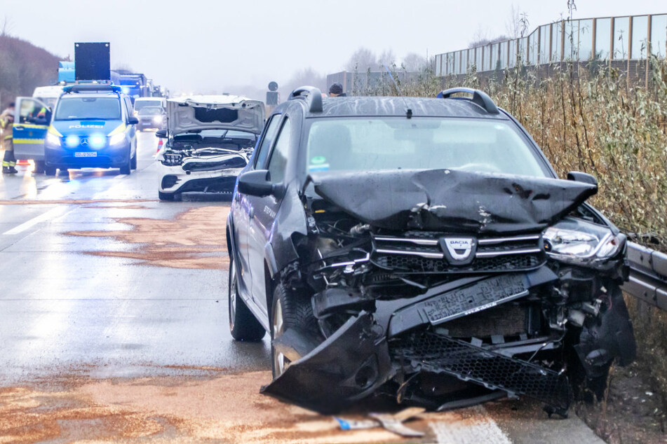 Mehrere Fahrzeuge waren am Donnerstagmorgen in einen Unfall auf der A72 verwickelt.