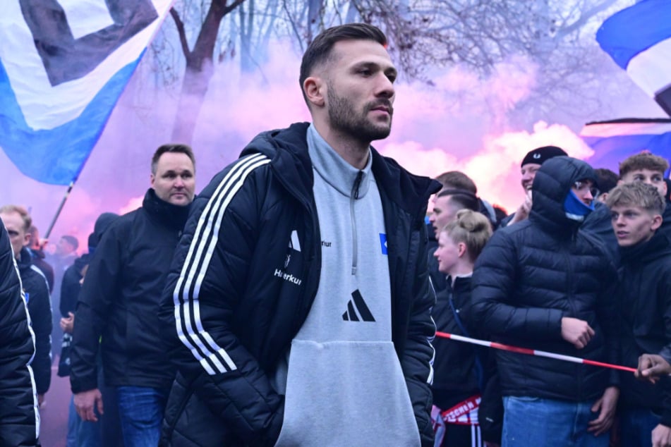 HSV-Keeper Daniel Heuer Fernandes will mit seiner Mannschaft den Derbysieg holen.