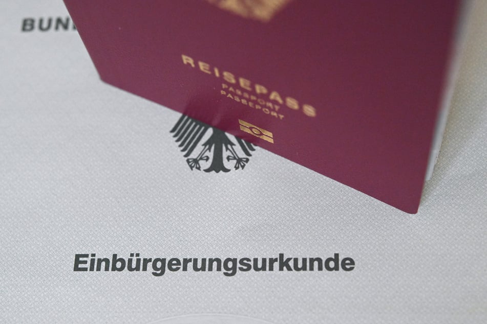 Im Jahr 2025 haben 76.156 in Nordrhein-Westfalen die deutsche Staatsbürgerschaft erworben. (Symbolbild)