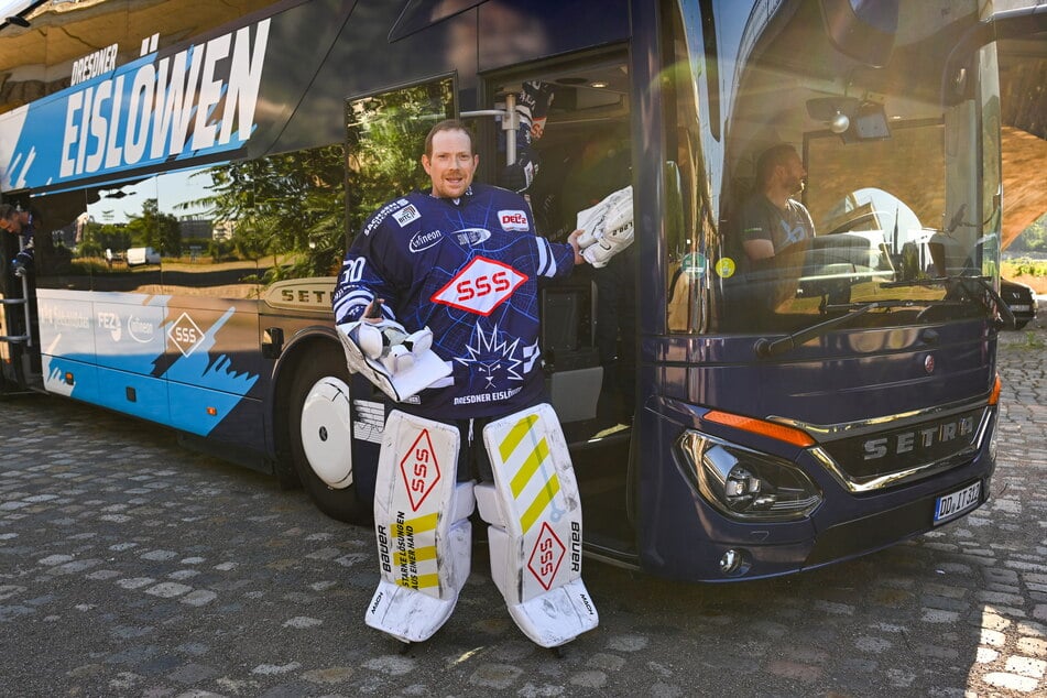 Am Freitag steht Danny aus den Birken (39) im Eislöwen-Tor. Ob er am Sonntag in Selb auch aus dem Bus steigt, ist offen.