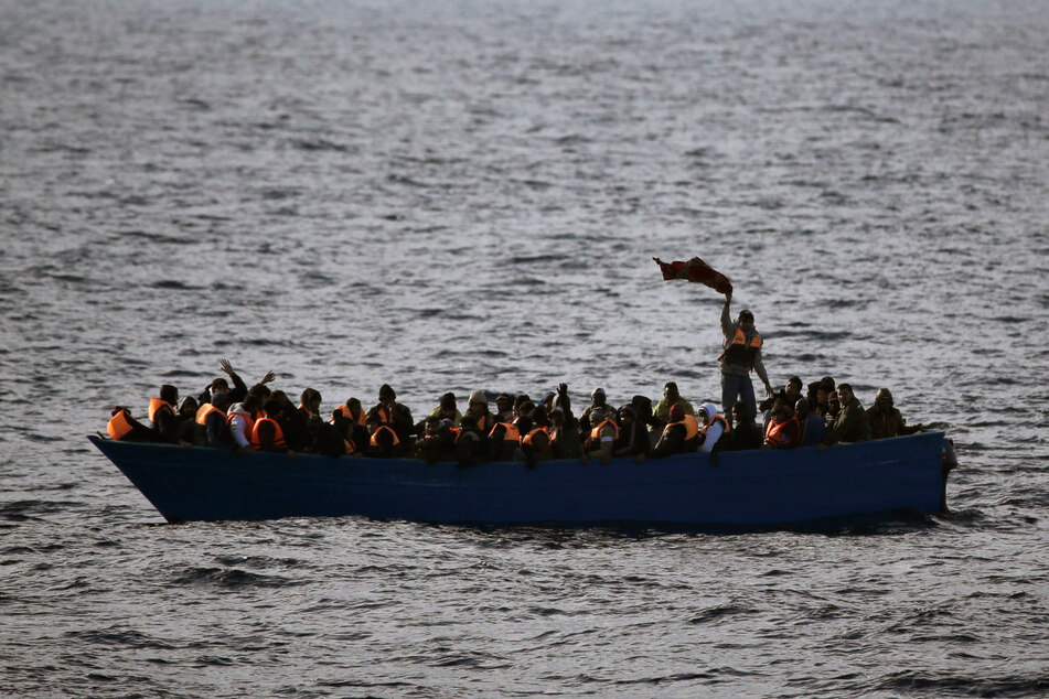 Bei ihrer Flucht 2015 mit einem Boot über die Ägäis von der Türkei nach Griechenland stirbt mehr als ein Dutzend Flüchtlinge. (Symbolbild)