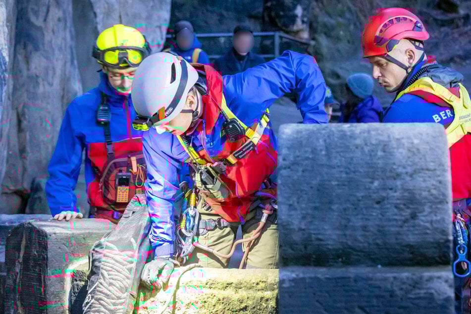Handy-Drama an Basteibrücke: Mann stürzt in die Tiefe, Fernsehteam bekommt alles mit