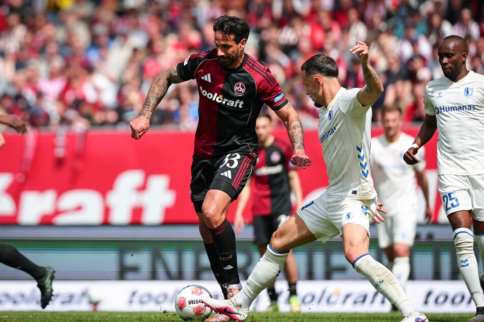 Im ersten Durchgang überließ der FCM den Nürnbergern größtenteils den Ball.