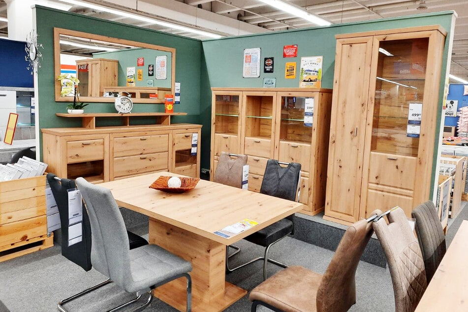 Jetzt bei ROLLER in Reutlingen vorbeischauen und im Abverkauf satte 40 Prozent¹ sparen.