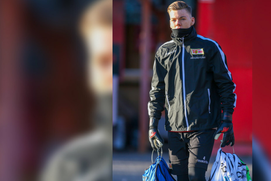 Unions Lars Dietz (23) betritt das Trainingsgelände.