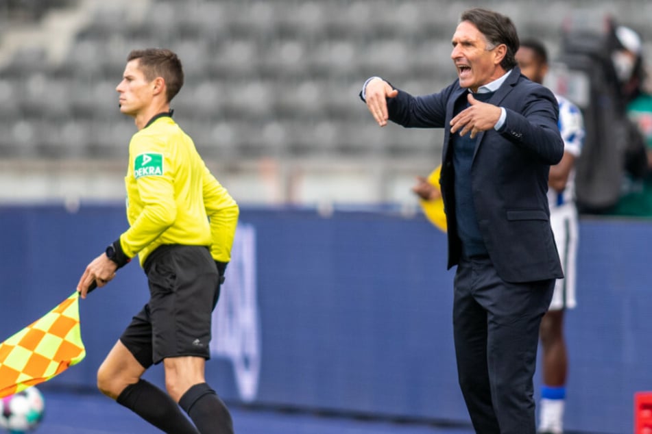 Bruno Labbadia kassierte gegen seinen Ex-Verein VfB Stuttgart die dritte Niederlage in Serie.