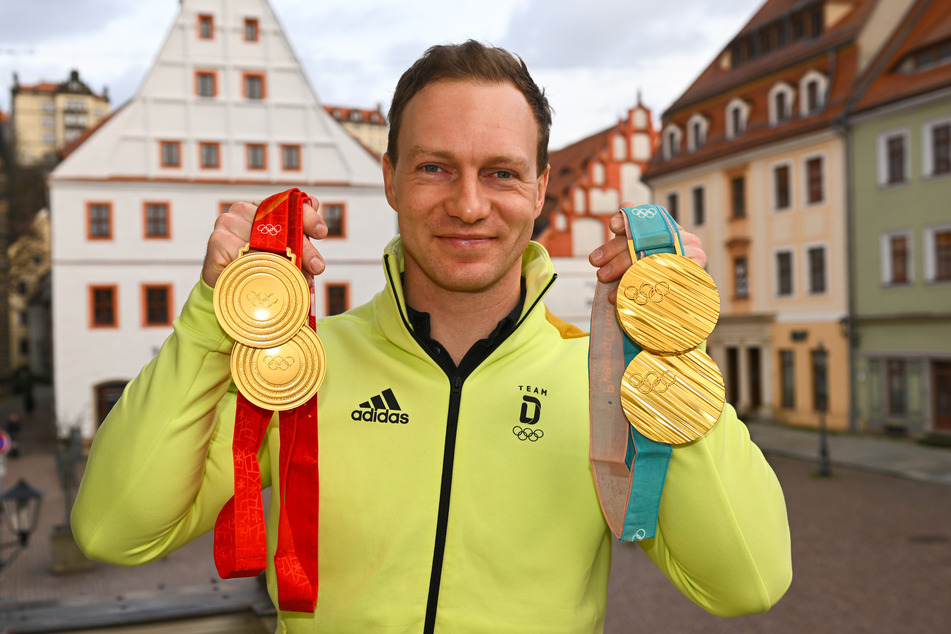 Olympia-Held Francesco Friedrich (31) mit seinen vier Goldmedaillen aus Pyeongchang und Peking.