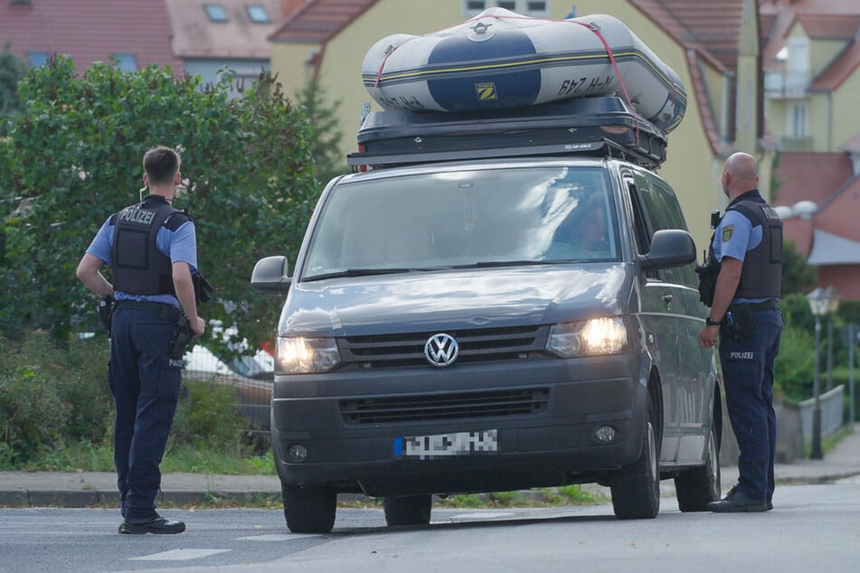 Manche Teilnehmer haben durch Einsatzkräfte von der Absage erfahren.