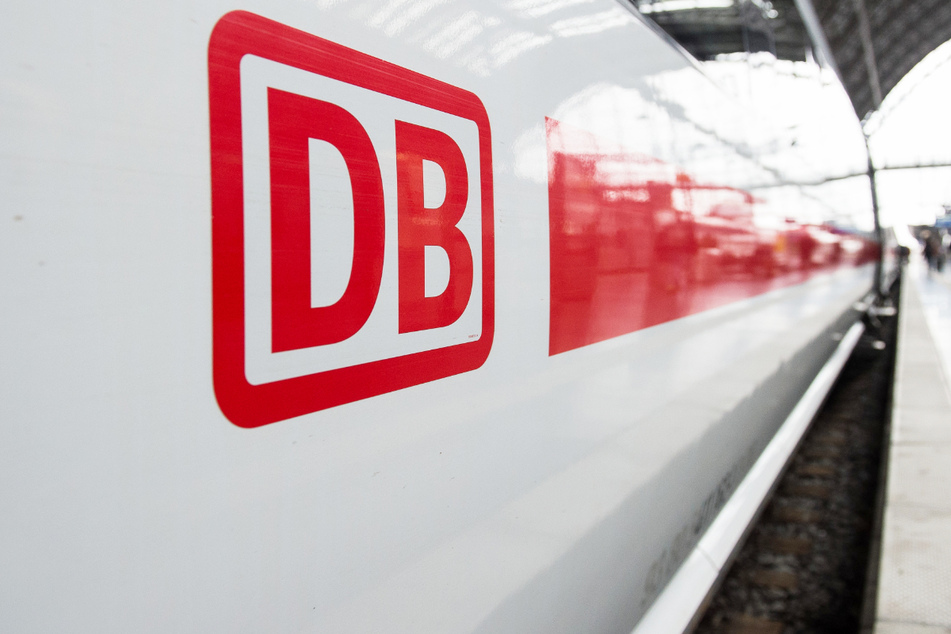 Nachdem die Deutsche Bahn wie auch die Länderbahn den Verkehr von Bayern nach Tschechien eingestellt hatte, sollen die Züge bald wieder rollen.