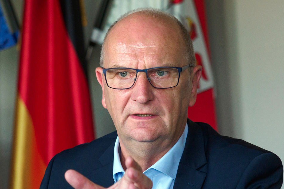 Dietmar Woidke (SPD), Ministerpräsident von Brandenburg, während des Sommerinterviews mit der dpa.