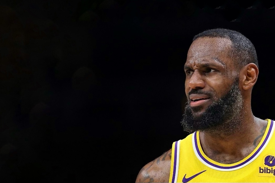 Does LeBron James' cryptic tweet hint at potential Lakers shake-up?